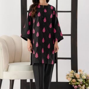 Women Black Shalwar Kameez Embroidered